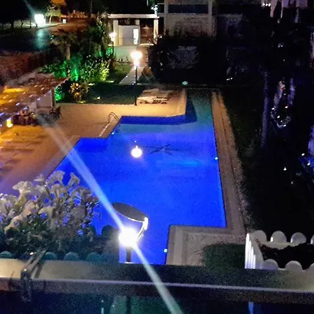 Aqua Garden דירה *